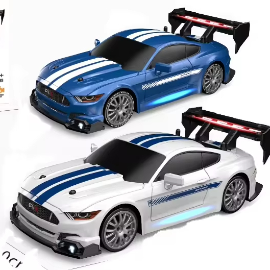 2.4G High-Speed 4-Channel RC Racing Car Truck Rechargeable - view 2